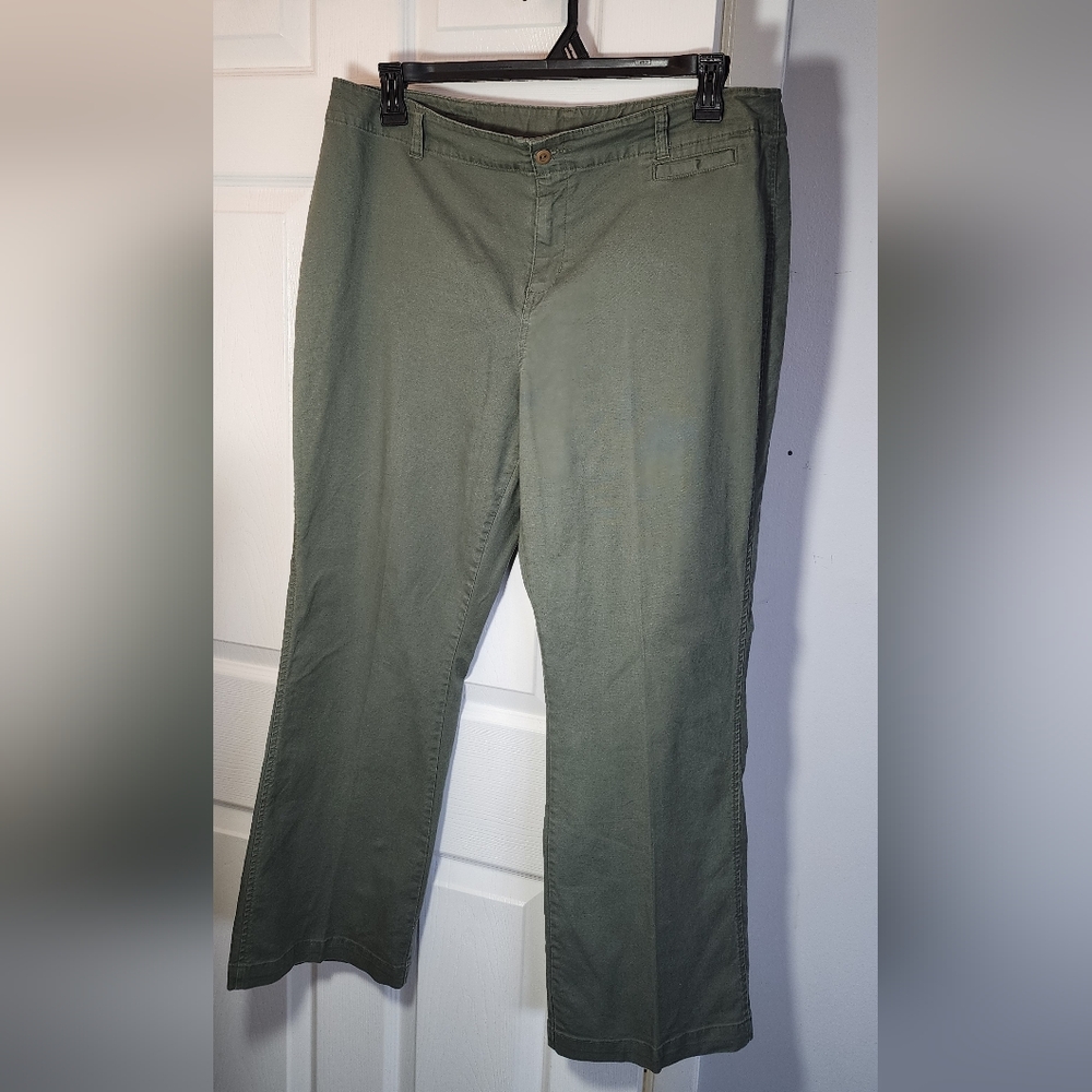 Woolrich womens sz 16 P olive green pants sm front/back pockets cotton stretch
